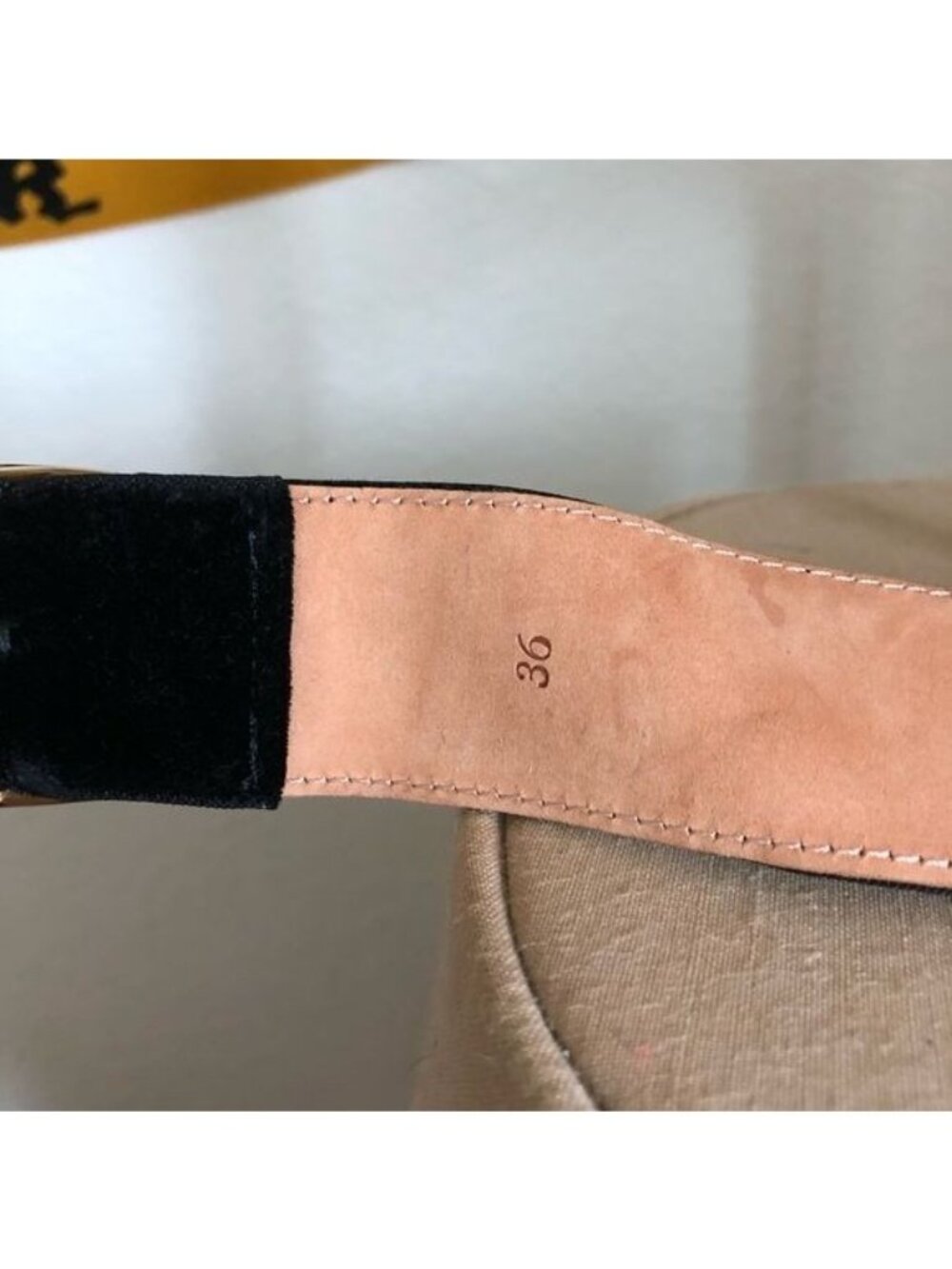 Louis Vuitton Velvet Leather Backed Branded Logo Buckle Belt - Picture 6 of 11